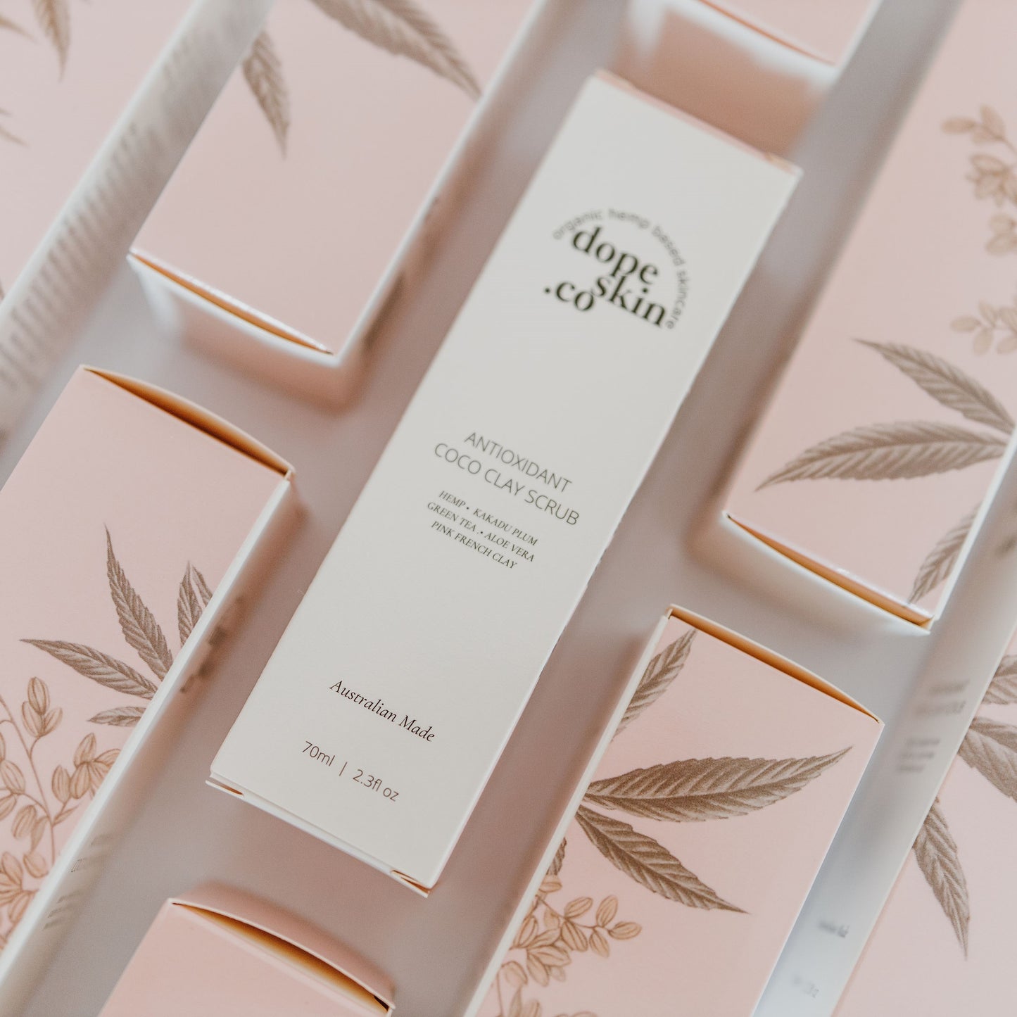 Coco Clay Scrub - Antioxidant (dopeskin.co)